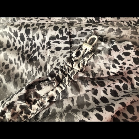 Jacket - Picture 3 of 4